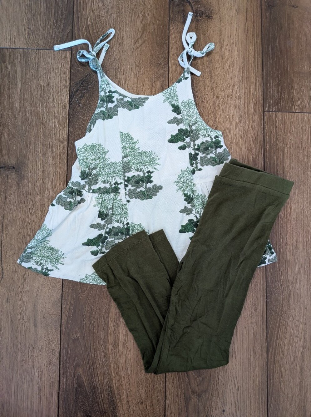Kate Quinn The Woods Matching Set Top & Pants Floral Green Modal Size 5T & 6T